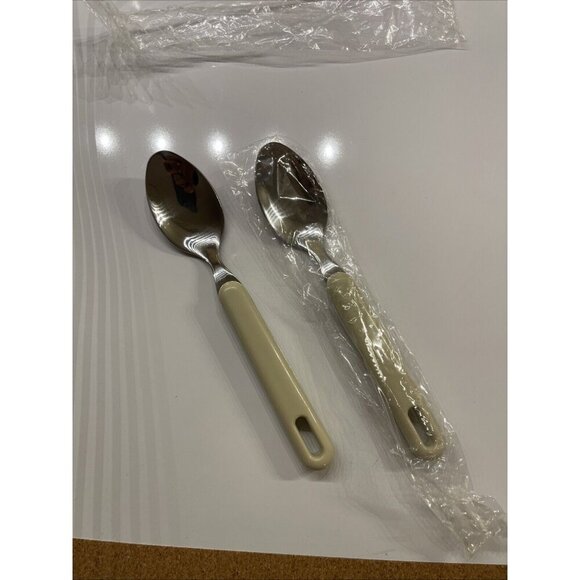 NEW UNUSED Vintage Set Of 2 Stainless Steel Spoons Off White Melamine Handles 6” - Picture 1 of 8